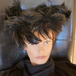 Ere Nouveau Ny black feather hat